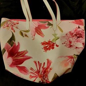 Estee Lauder tote bag